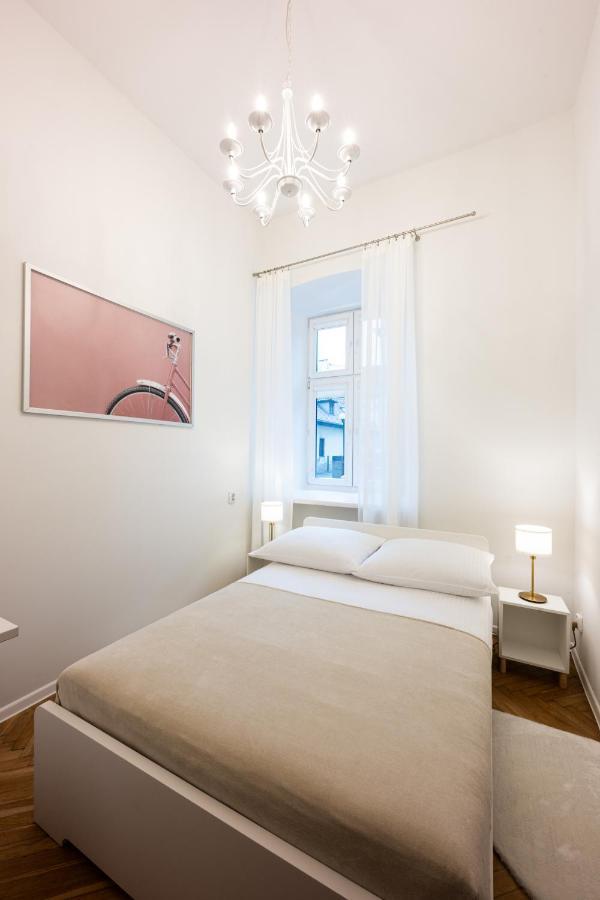 Native Apartments Skawinska 5 Krakow Exterior photo
